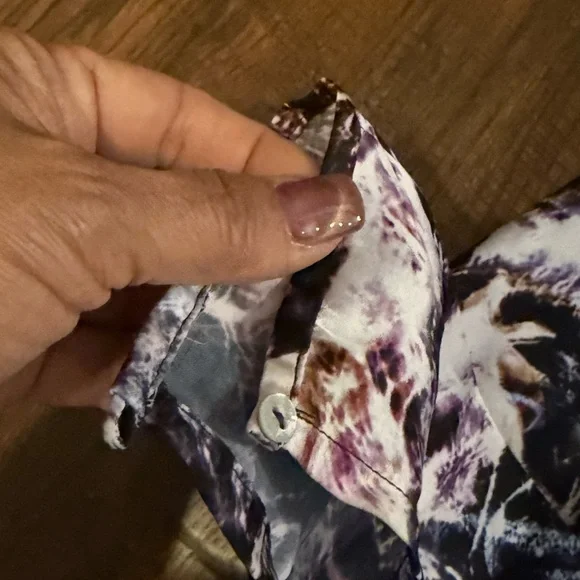 Philosophy Marbled Black and Cream Cropped Top Blouse size Small - EUC - Picture 9 of 13